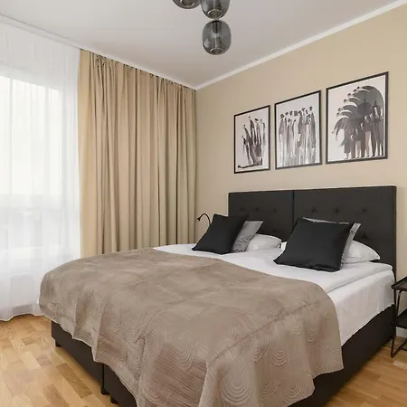 Urban Sunset W Katowicach, Blisko Spodka I Parku Z Parkingiem, Klimatyzacja I Balkonem By Renters *