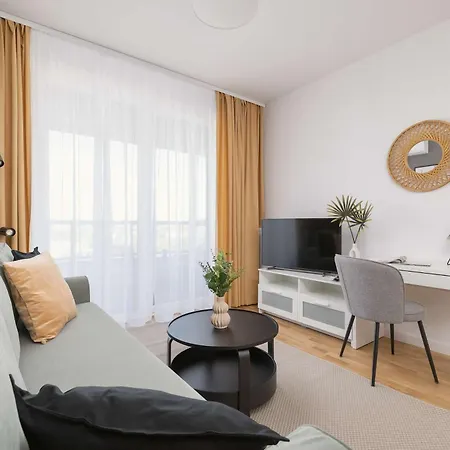 Lägenhet Urban Sunset W Katowicach, Blisko Spodka I Parku Z Parkingiem, Klimatyzacja I Balkonem By Renters