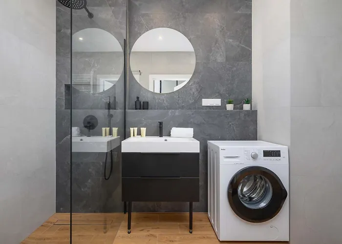 Urban Sunset W Katowicach, Blisko Spodka I Parku Z Parkingiem, Klimatyzacja I Balkonem By Renters