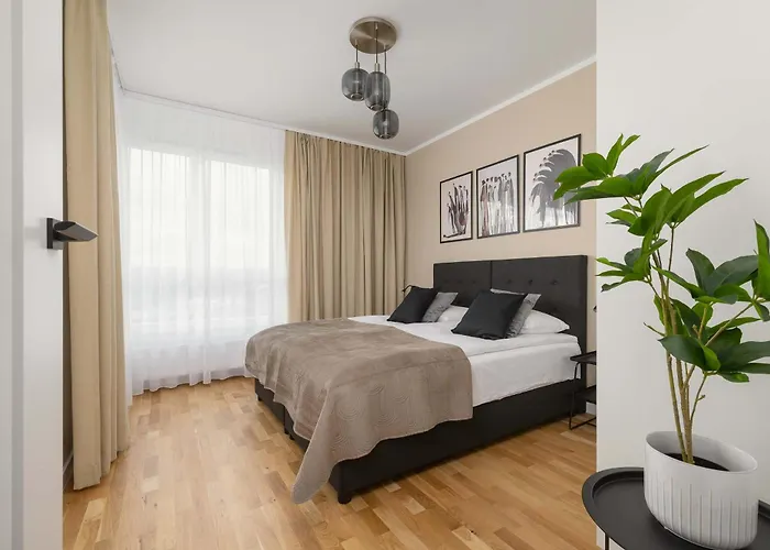 Urban Sunset W Katowicach, Blisko Spodka I Parku Z Parkingiem, Klimatyzacja I Balkonem By Renters Apartmán